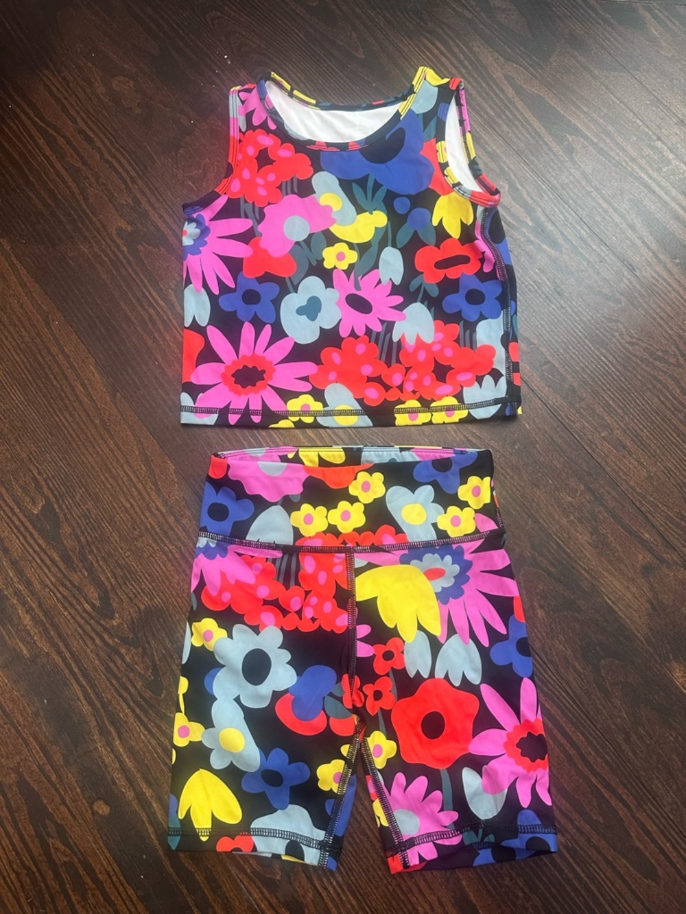 Hanna Andersson Floral Active Set - Vibrant Multi Color Crop Top & Shorts